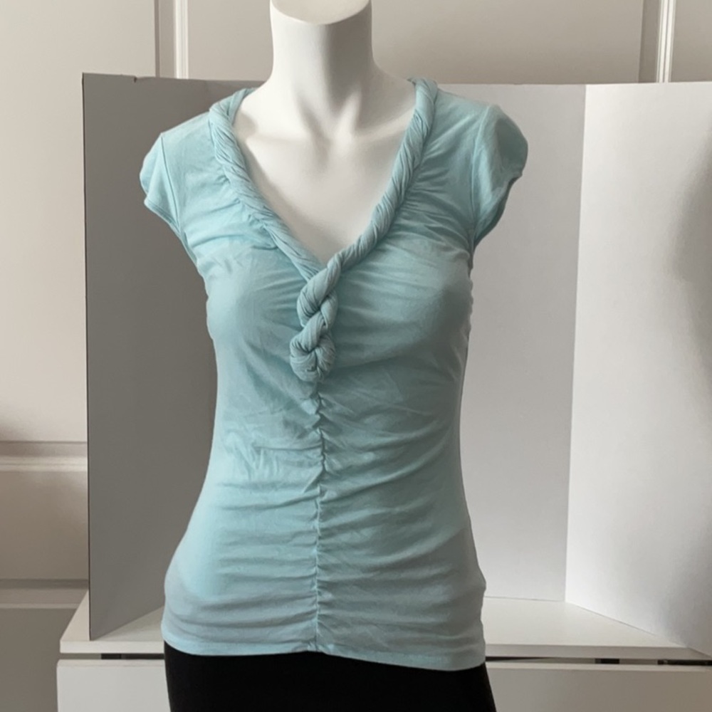 Twisted knot T Shirt